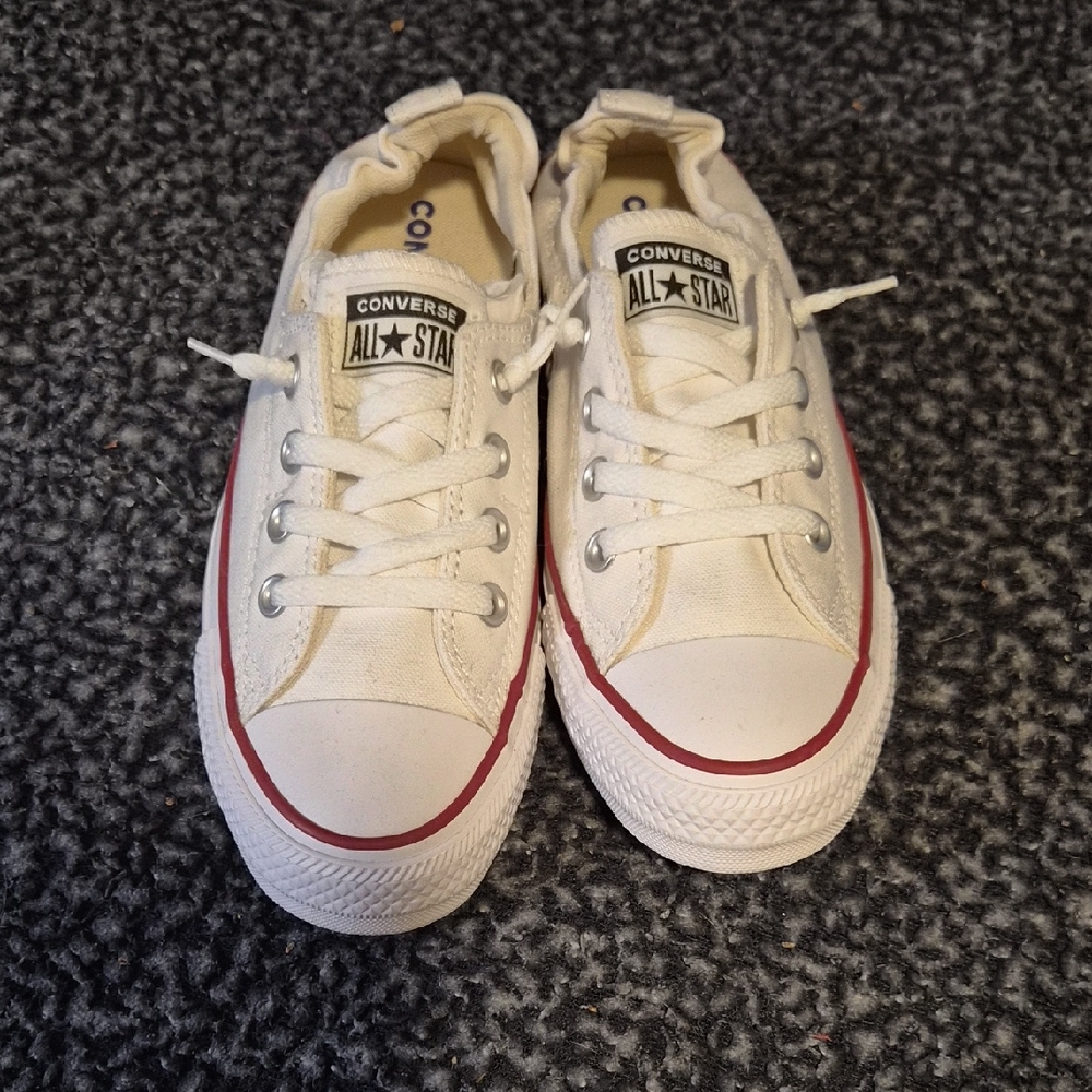 Converse Womens Shoreline Canvas Low Top Sneakers in White with Red Trim